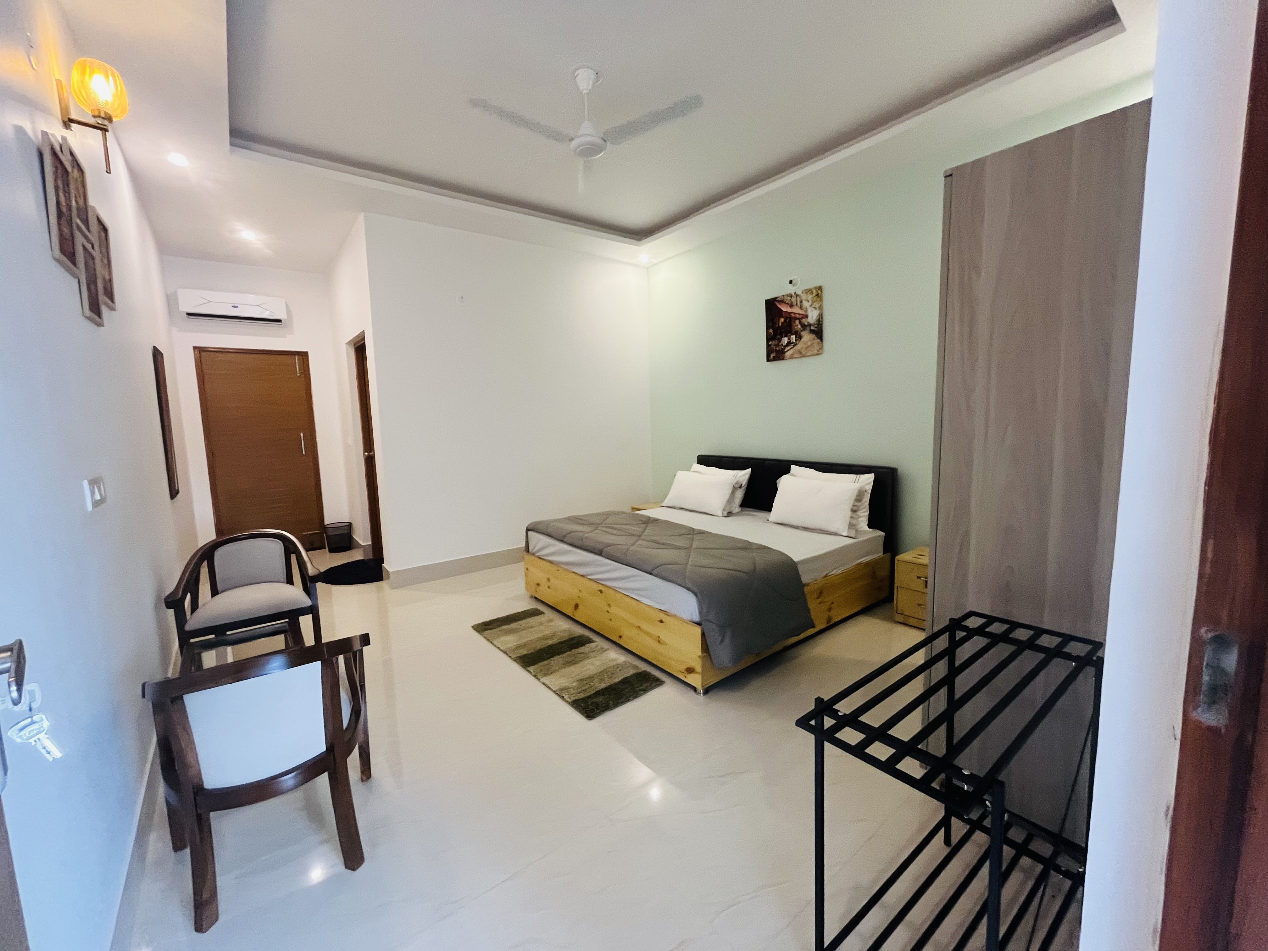 http://ac%20room%20iimg